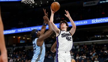 Maxime Raynaud praised after rookie-leading double-double