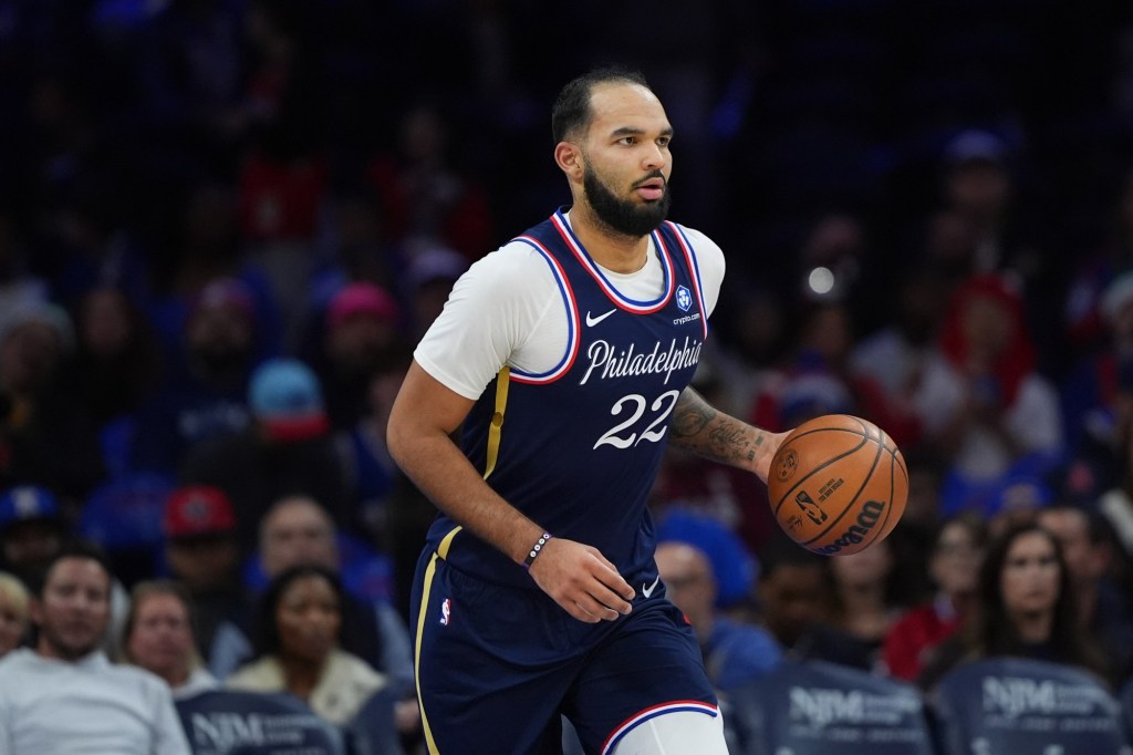 Sixers center Johni Broome suffers meniscus tear