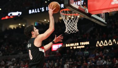 Portland Trail Blazers forward Deni Avdija drives to the basket against the New York Knicks during an NBA basketball game, Sunday, Jan. 11, 2026, in Portland, Ore. (AP Photo/Amanda Loman)