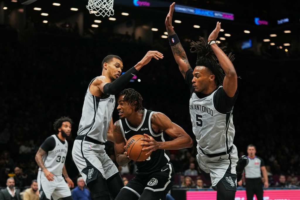 Spurs’ balance overwhelms Nets 126-110 as skid reaches 6