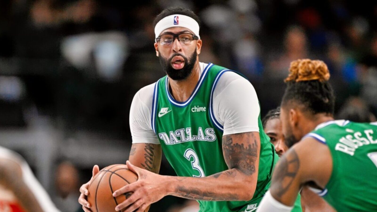 Mavericks Kept Anthony Davis in the Dark While Finalizing Wizards Blockbuster Trade