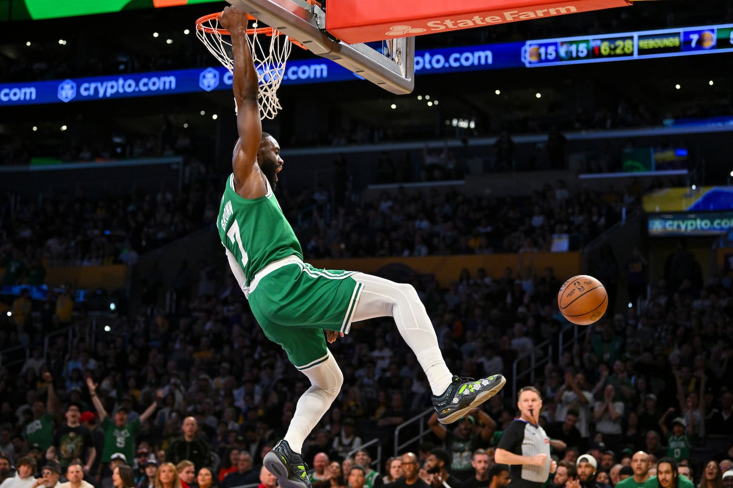 Jaylen Brown had a game-high 32 points on Sunday.