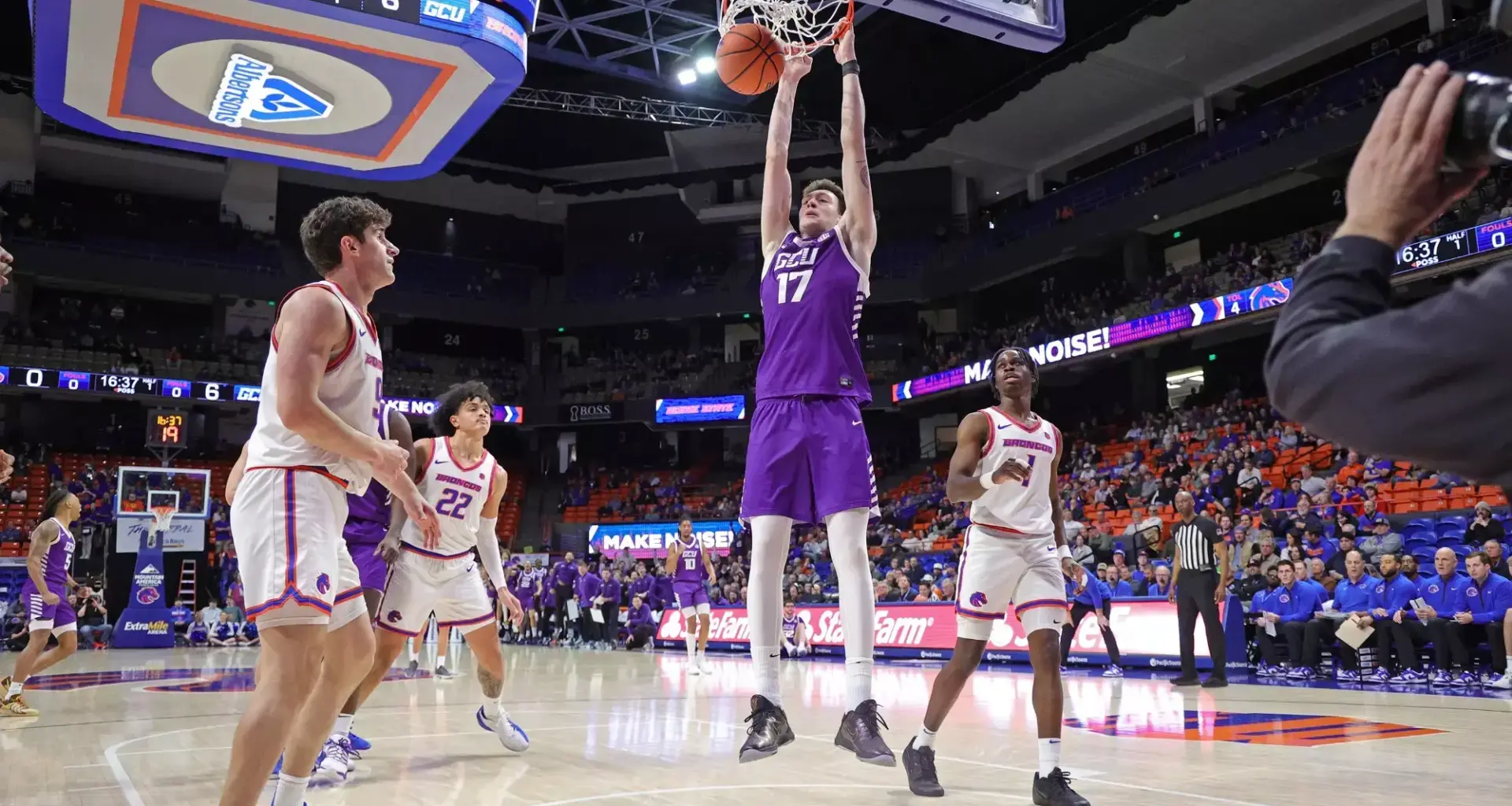 Efe Demirel continues success at GCU after leaving Turkey