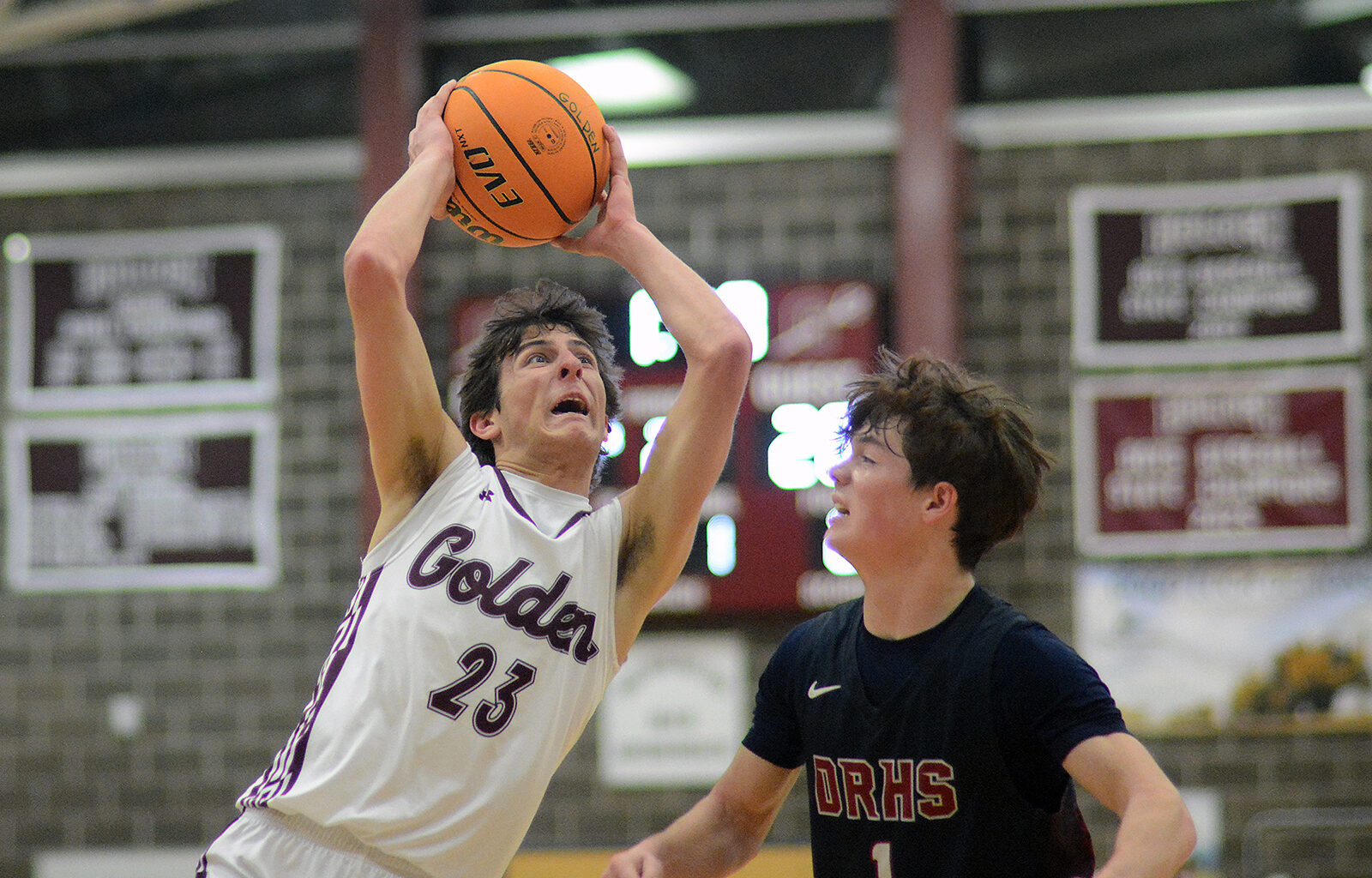 Golden boys basketball stays within striking distance of 5A/4A Jeffco League title