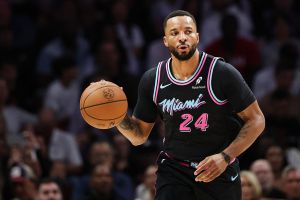 MIAMI, FLORIDA - JANUARY 17: Norman Powell #24 of the Miami Heat controls the ball against the Oklahoma City Thunder during the first half at Kaseya Center on January 17, 2026 in Miami, Florida. NOTE TO USER: User expressly acknowledges and agrees that, by downloading and or using this photograph, User is consenting to the terms and conditions of the Getty Images License Agreement. (Photo by Carmen Mandato/Getty Images)