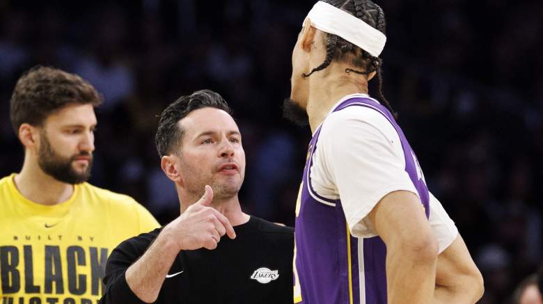 Los Angeles Lakers head coach JJ Redick chats with Los Angeles Lakers center Jaxson Hayes (11) during the game against the Oklahoma City Thunder.