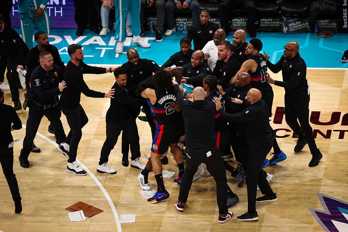 Confrontation between Jalen Duren, Moussa Diabaté sparks Pistons-Hornets brawl