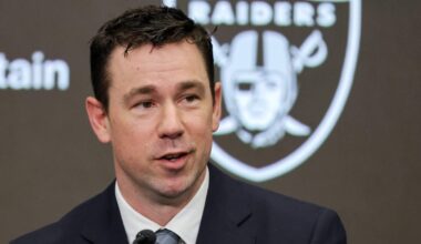 Klint Kubiak talks Maxx Crosby, Tom Brady, draft plans as Raiders introduce new coach