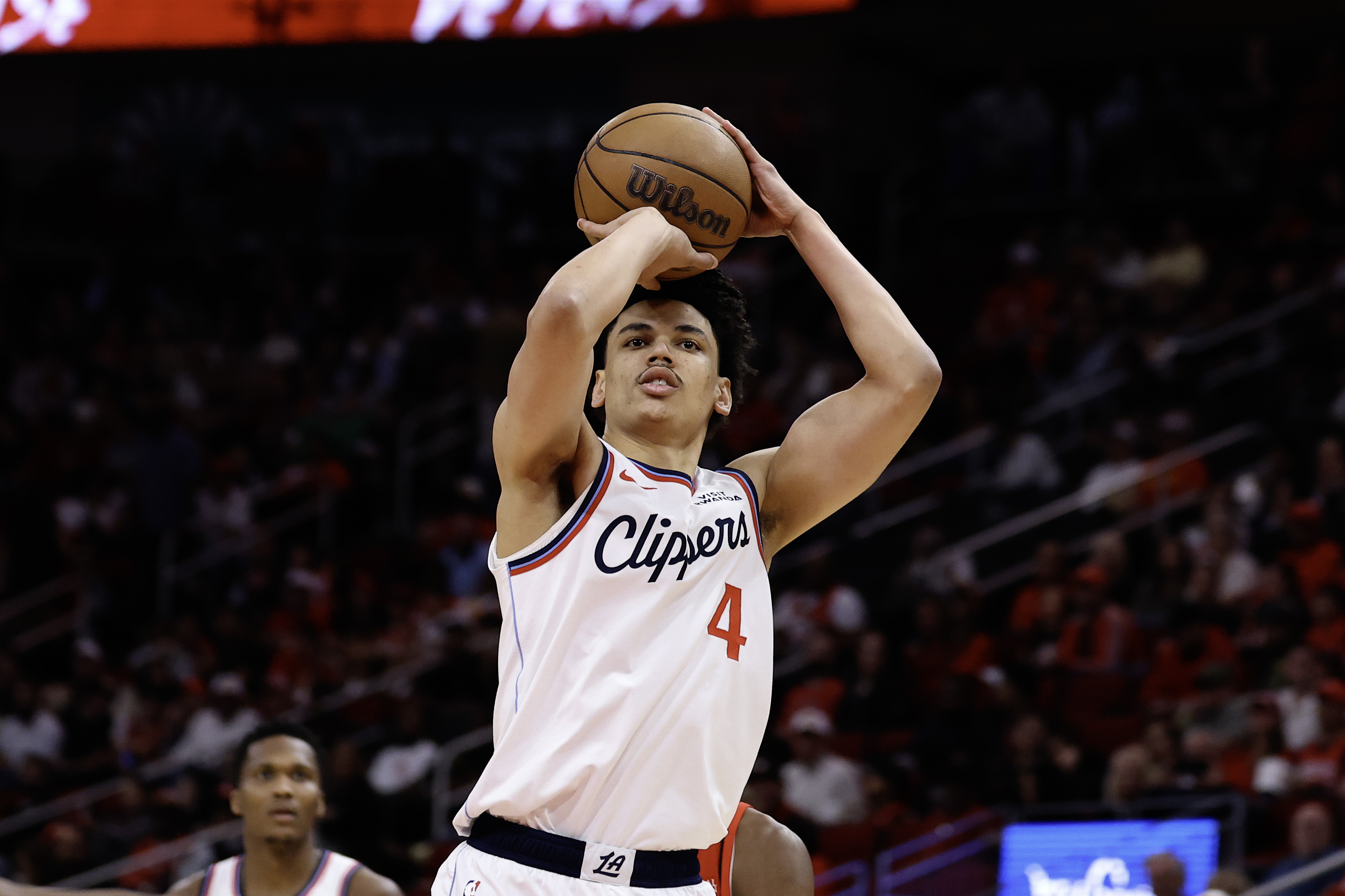 Clippers guard Kobe Sanders shoots during the second half of...