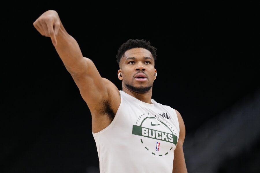 Giannis On Calf Injury: 'I Feel 100 Percent'