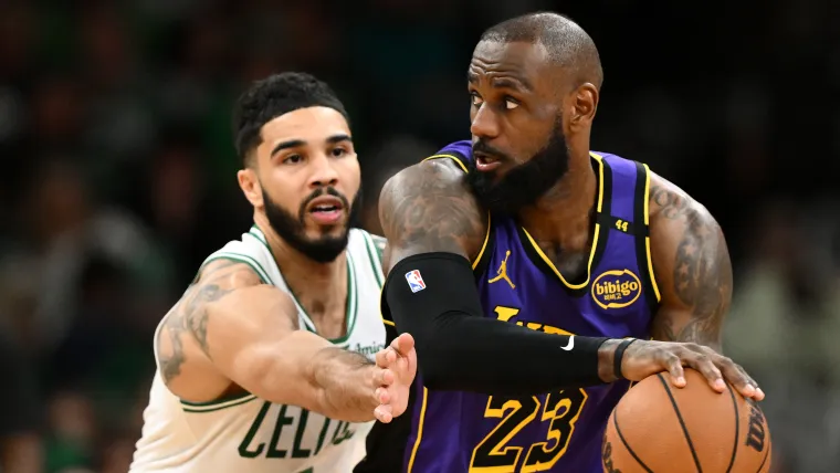 Jayson Tatum Links Up With LeBron James Amid Injury Return Chatter image