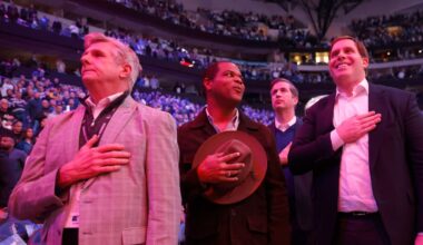 Dallas Mavericks hire CAA Sports to find sponsors, naming rights partner for new arena
