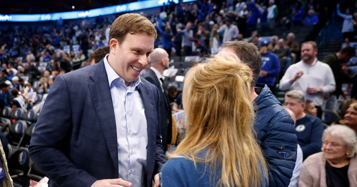 Patrick Dumont can do himself, Mavericks fans a favor by making a home-run hire at GM