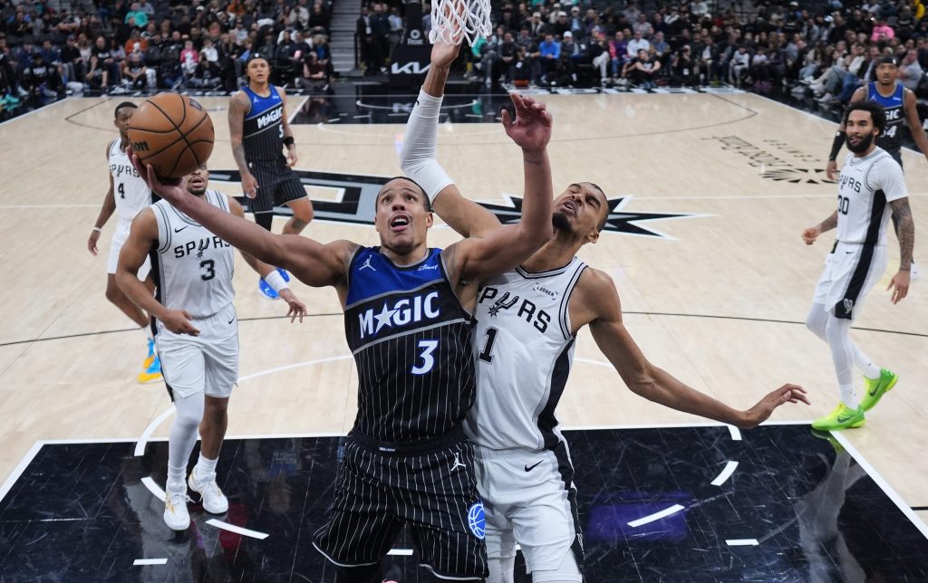Orlando Magic take step back at Spurs, head to Thunder next
