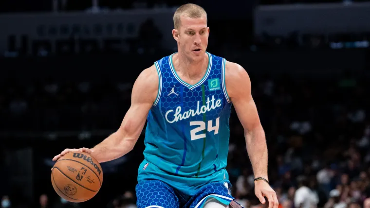 Spurs' Mason Plumlee deal foreshadows another move to come image
