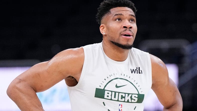 Minnesota Timberwolves trade rumors - Giannis Antetokounmpo : Milwaukee Bucks