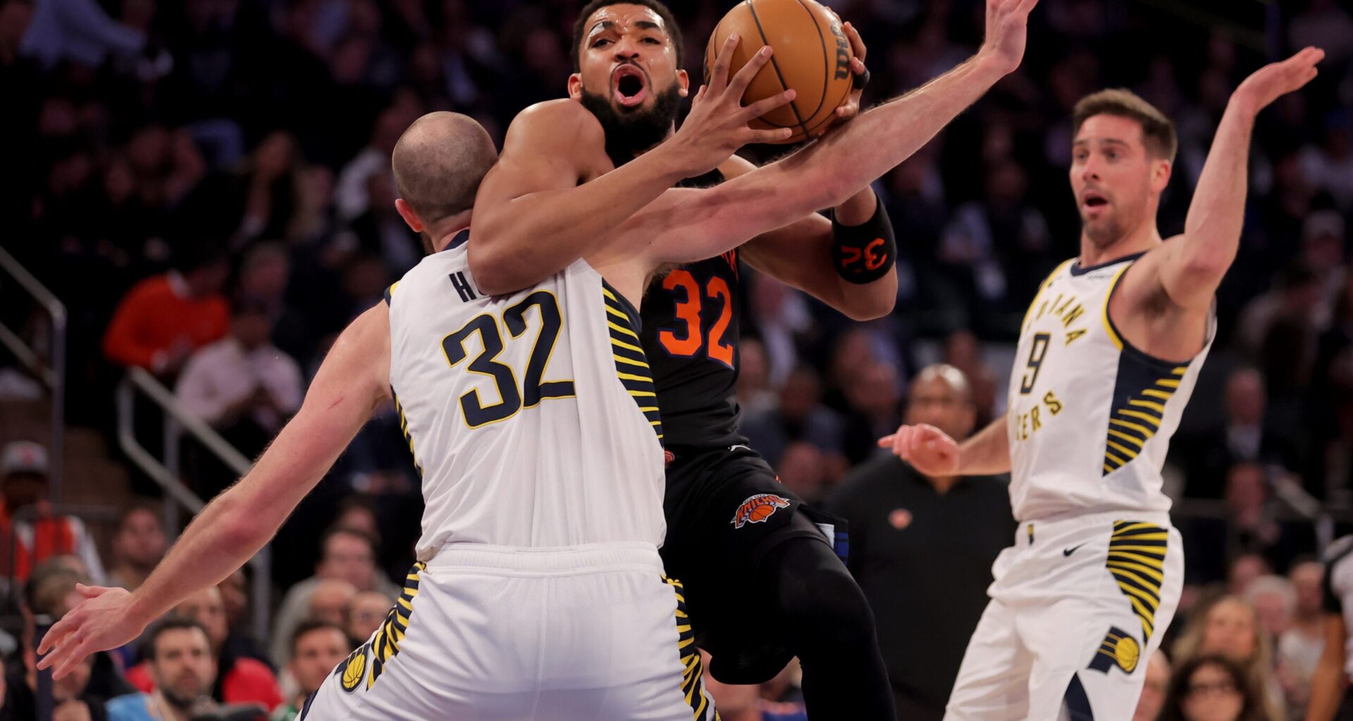 Knicks’ Karl-Anthony Towns continues alarming foul trouble