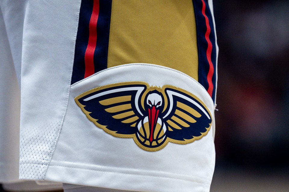 Pelicans logo