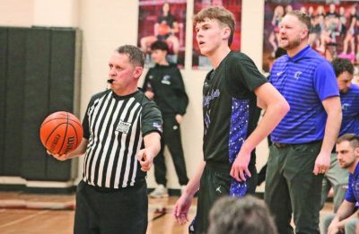 Father-son duo leads Ridgeview basketball