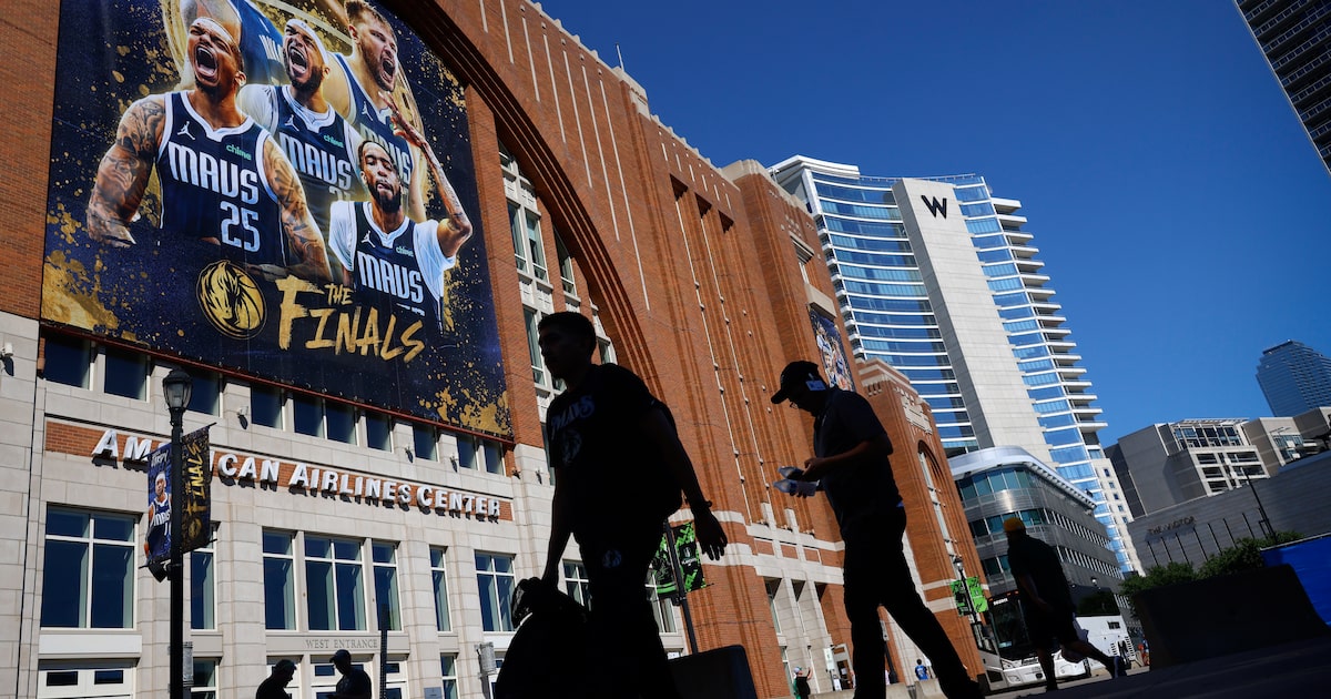 Keeping the Mavs downtown is more than a smart business decision