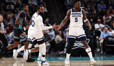 Conley back with Timberwolves