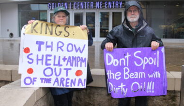 Sacramento Kings Fans Slam Team's Fossil Fuel Sponsorships as Part of Nation Wide Protests