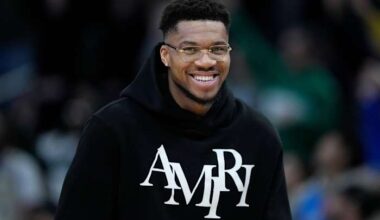 Rivers says Bucks won't shut down Antetokounmpo for season and will play him when he's healthy