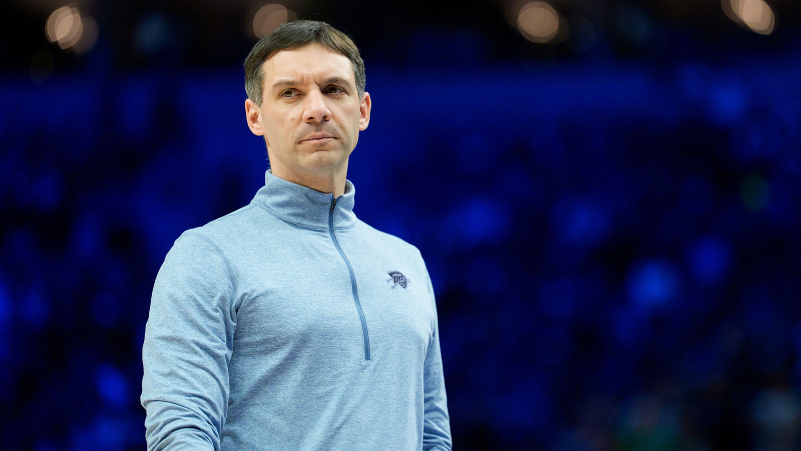 Thunder head coach Mark Daigneault calls a time out against the Minnesota Timberwolves in the third quarter at Target Center