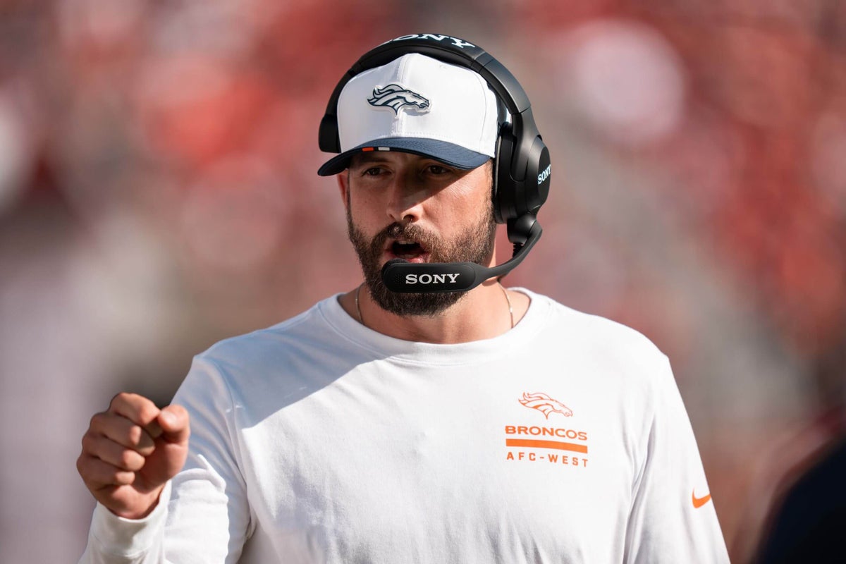 Denver Broncos promote Davis Webb to offensive coordinator