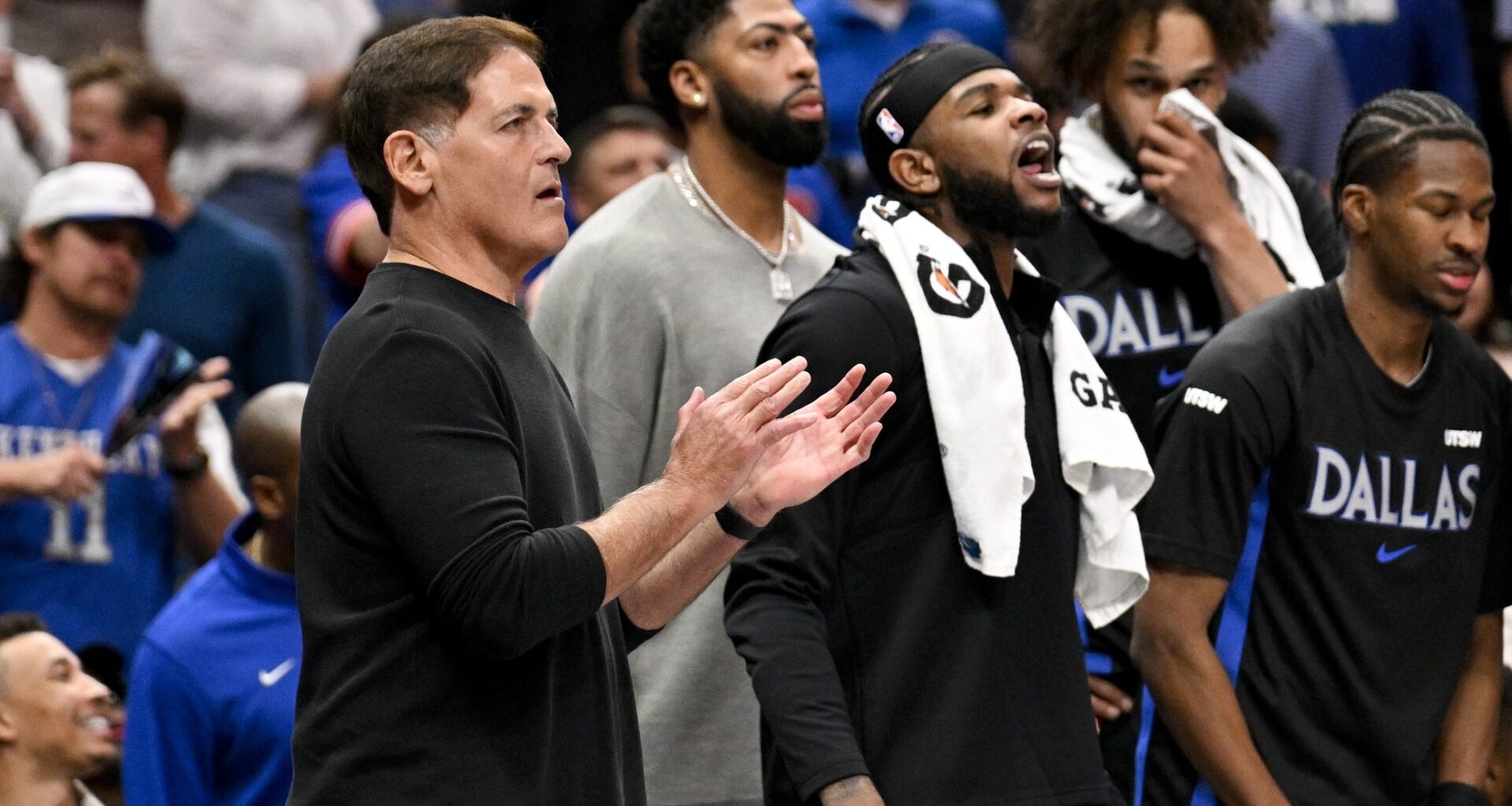 Mark Cuban Is Eyeing A Dallas Mavericks Buy-Back