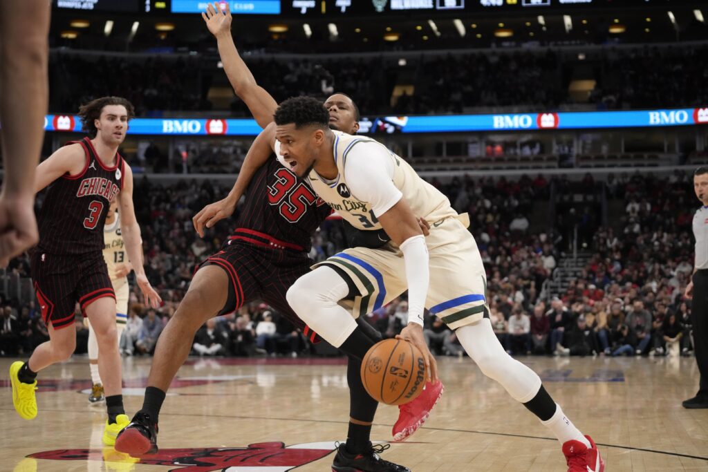 Chicago Bulls vs Milwaukee Bucks