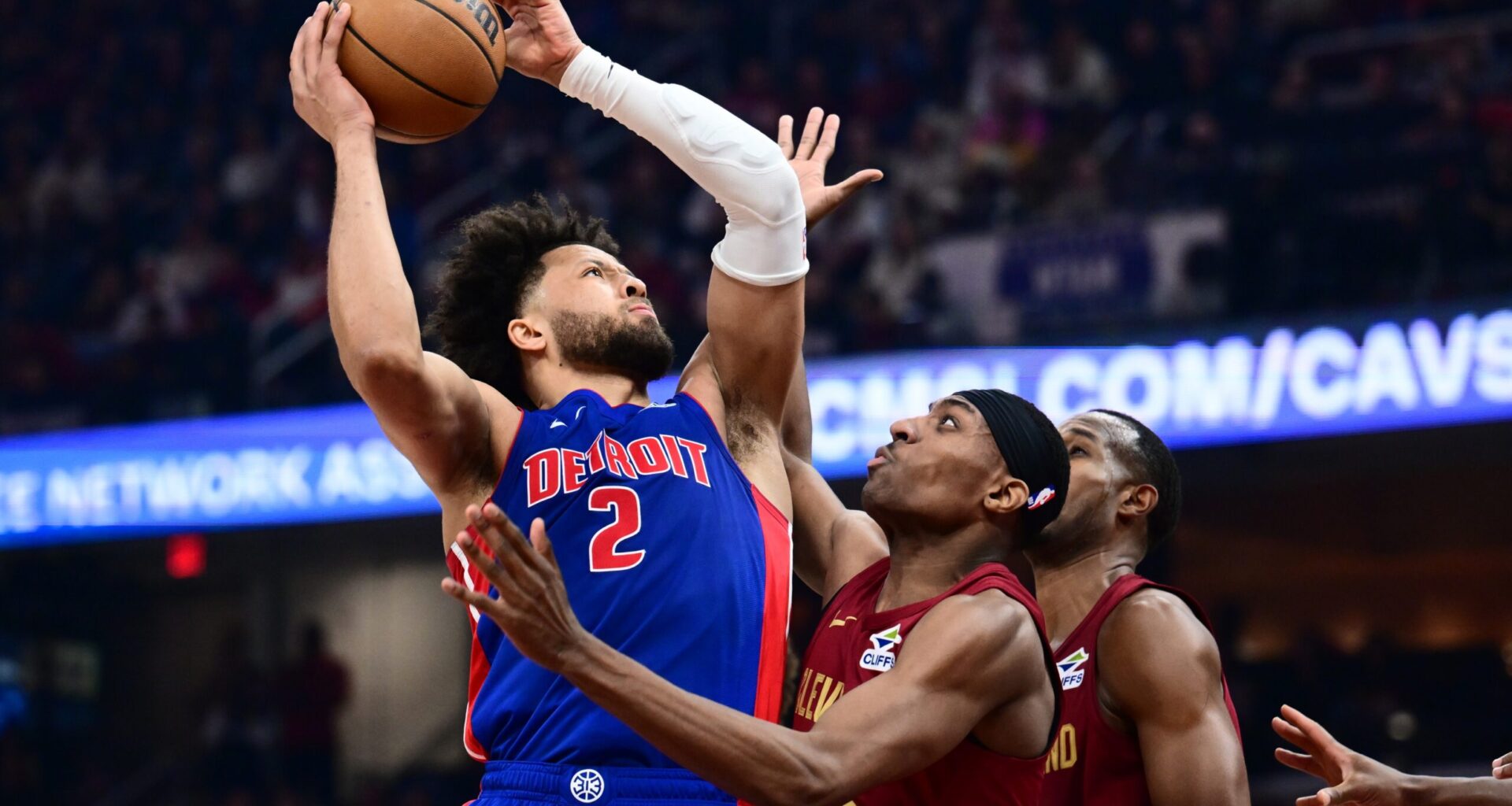 Pistons, Cavs Sign Players To Final Roster Spots