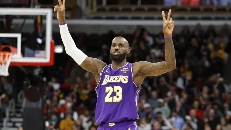 LeBron James hopeful Lakers can be more consistent image