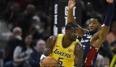 Lakers Learning What Trail Blazer Fans Already Knew About Deandre Ayton