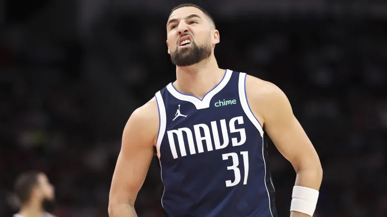 Klay Thompson just signed a lifetime contract but not with the Warriors or Mavericks image