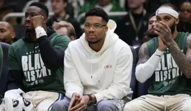 Bucks accused of holding Giannis Antetokounmpo hostage by former NBA champion image