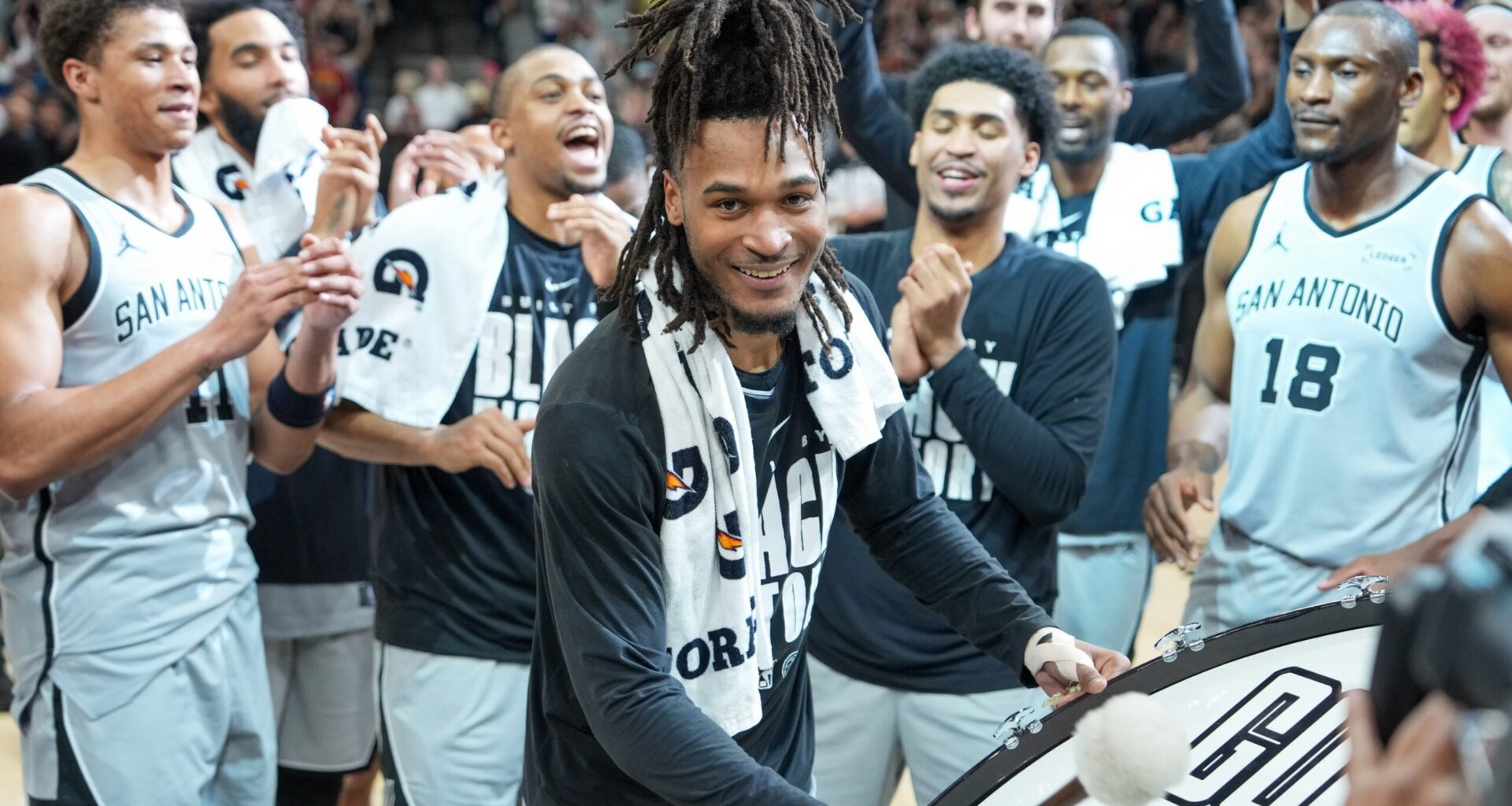 How Spurs’ Stephon Castle Can Make Award-Winning Stretch Permanent