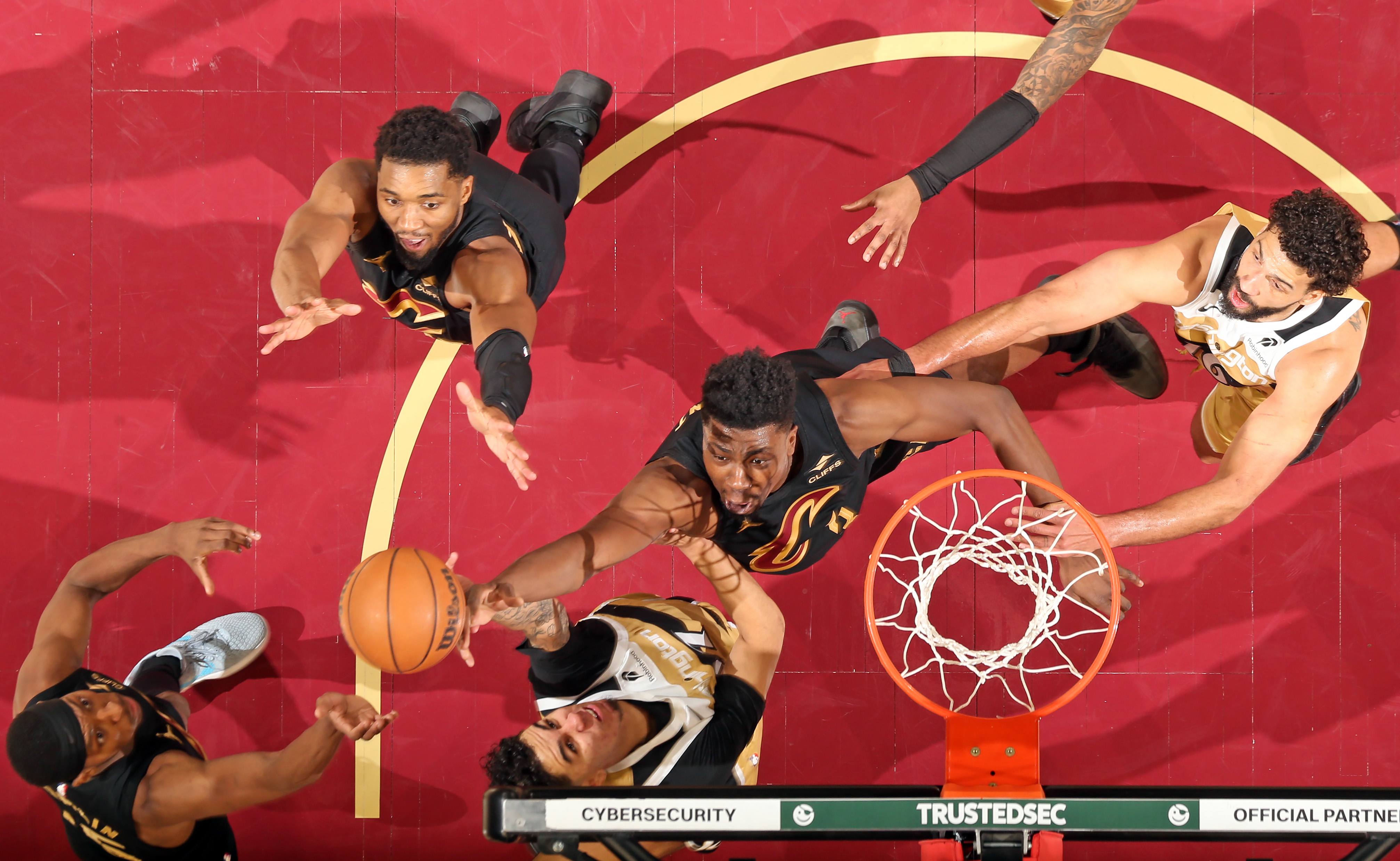 Cleveland Cavaliers center Thomas Bryant and Washington Wizards center Skal Labissiere battle for a rebound in the second half of play. 