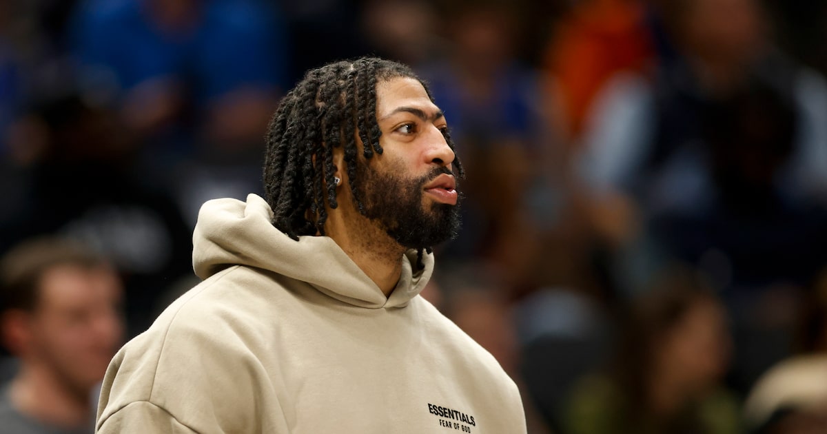 Mavericks restock draft picks, add new players