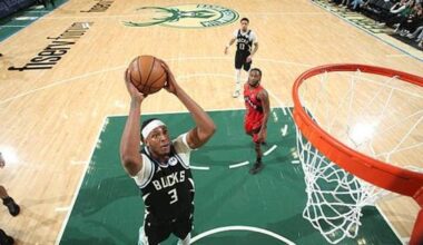 Miami Heat Seek Fourth Straight Win Against Bucks