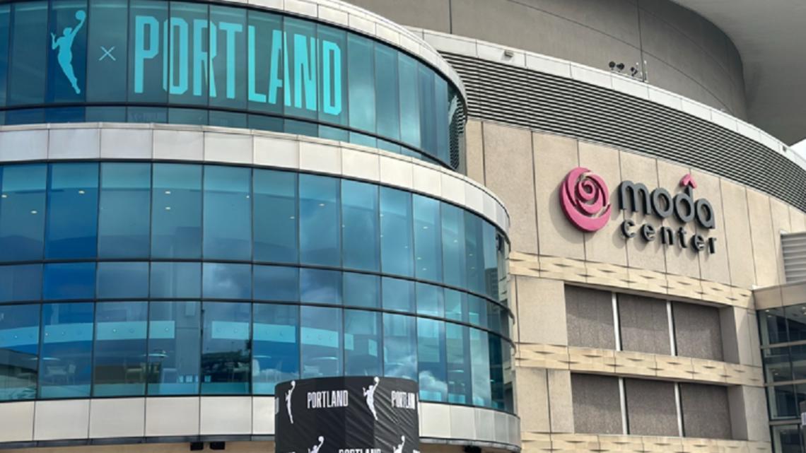 Portland seeks to contribute up to $365 million for Moda Center renovations