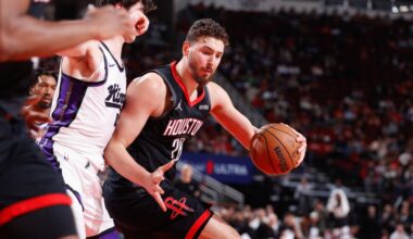 Alperen Sengun #28 of the Houston Rockets drives to the basket during the game against the Sacramento Kings at the Toyota Center in Houston, Texas, February 25, 2026. (AFP Photo)