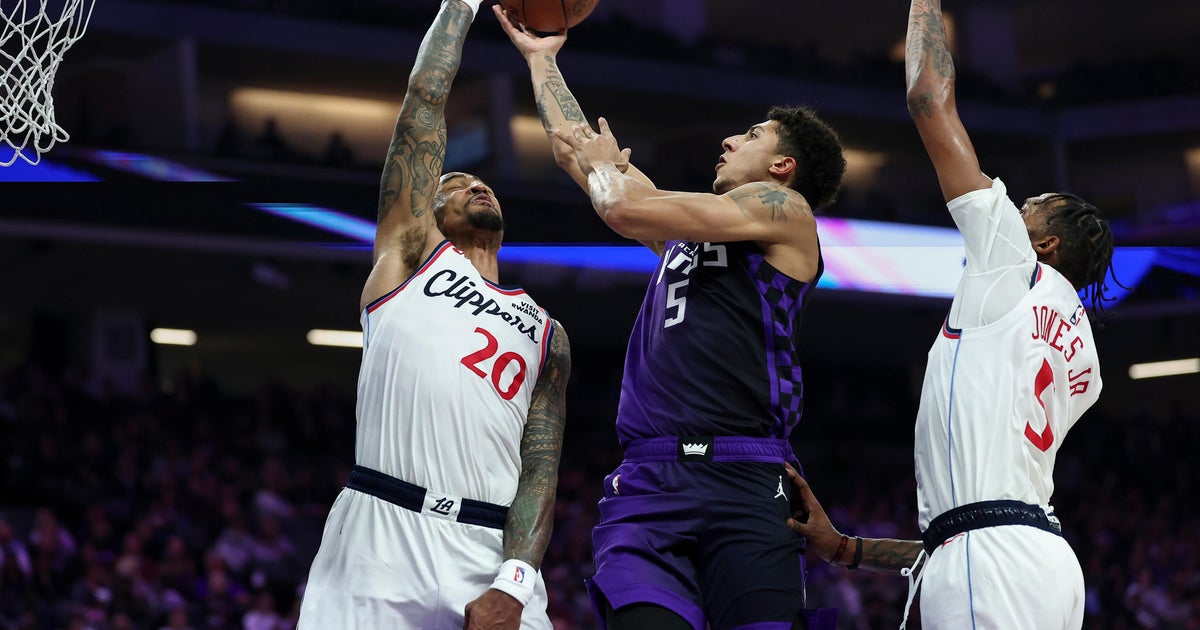 Kawhi's 31 points lift Clippers over Kings 114-111, handing Sacramento 11th straight loss