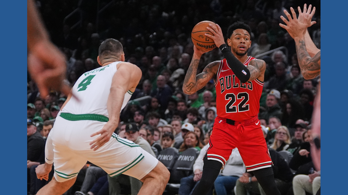 Bulls guard Anfernee Simons sidelined and needs imaging on injured left wrist