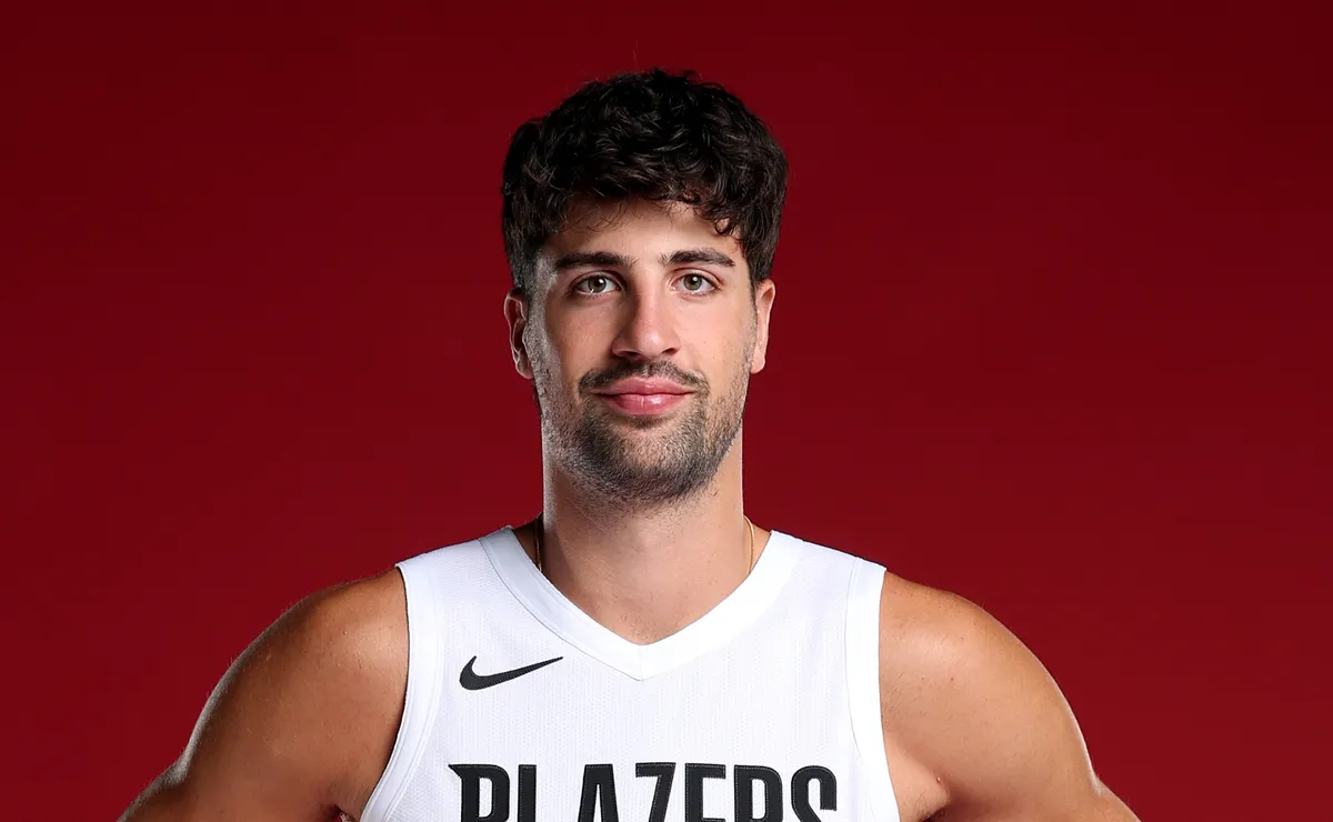 Is Deni Avdija playing tonight, February 1, for Trail Blazers vs Cavaliers?