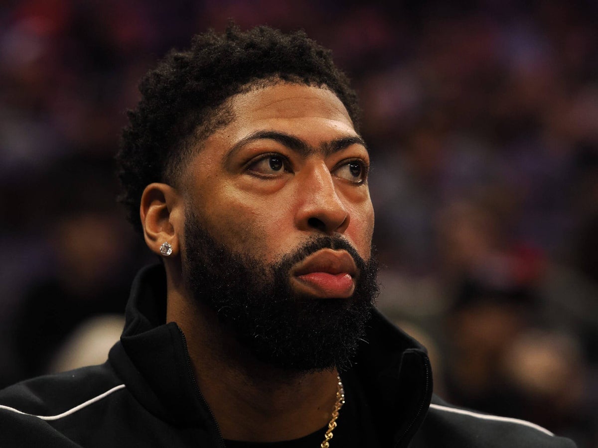 The Bounce: Will Anthony Davis play for the Wizards? Plus, two dunks you must see
