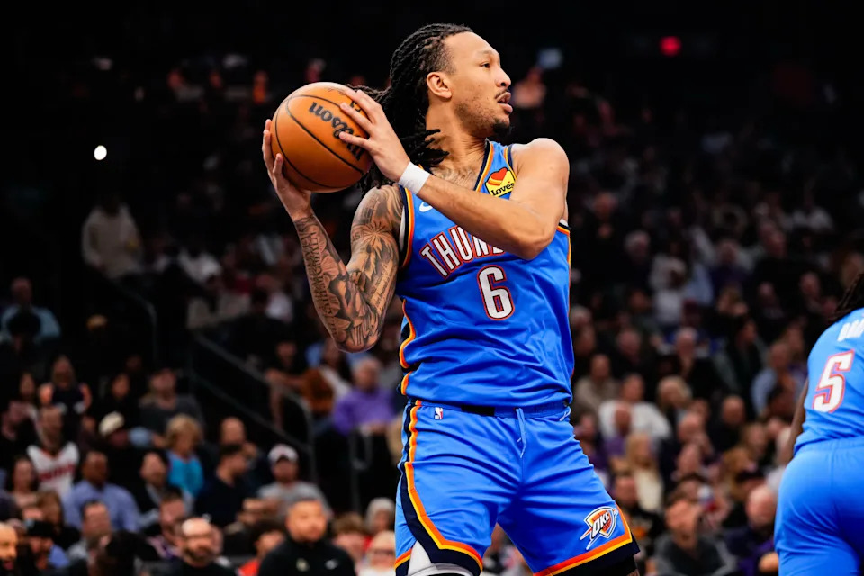 Feb 11, 2026; Phoenix, Arizona, USA; Oklahoma City Thunder forward Jaylin Williams (6) looks for a pass during the first half of the game at Mortgage Matchup Center. Mandatory Credit: Arianna Grainey-Imagn Images