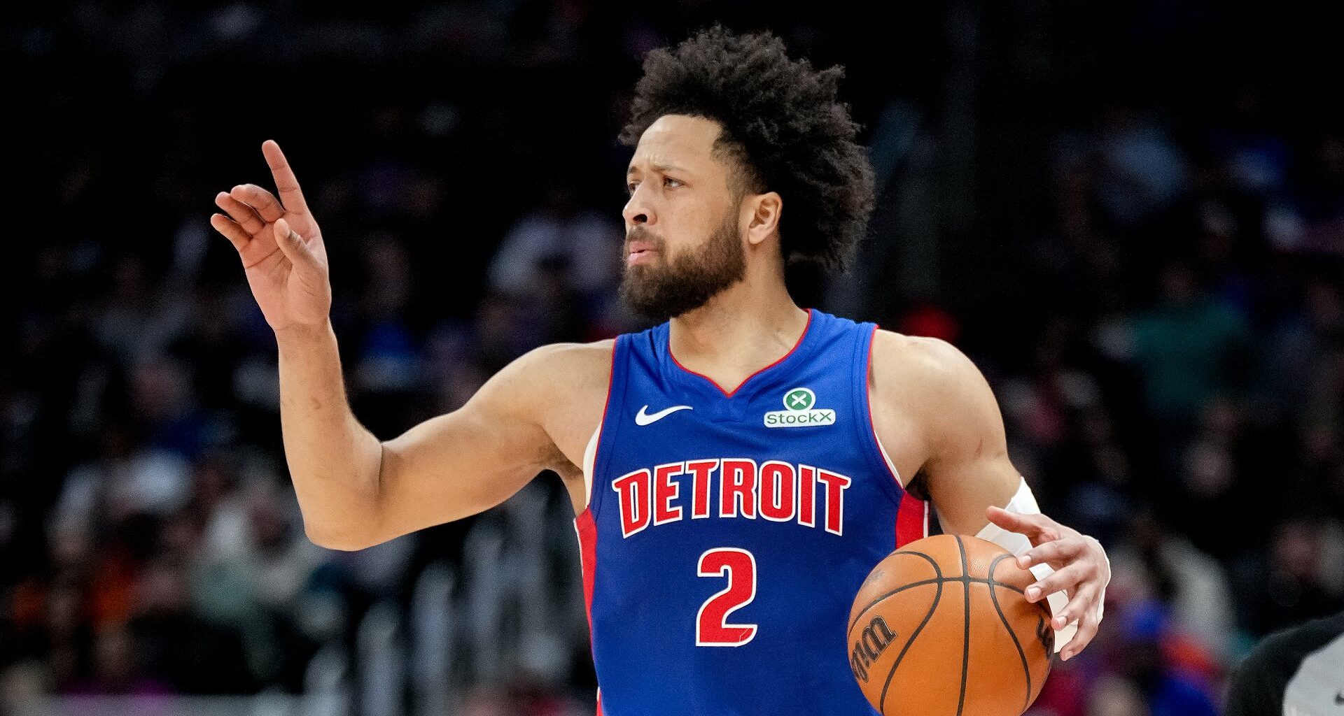 Lakers unveil statue of Pat Riley, the coaching mastermind of their 1980s Showtime era