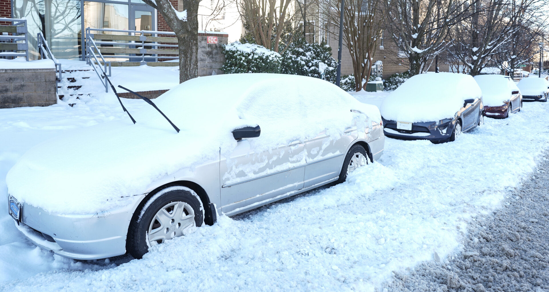 Spurs' return home delayed by snow, mechanical issues, forcing NBA to change start time vs. Magic
