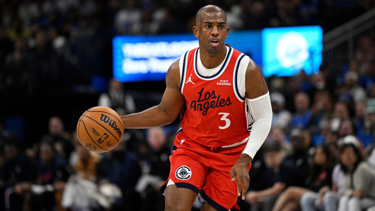 Chris Paul traded to Raptors, will not report